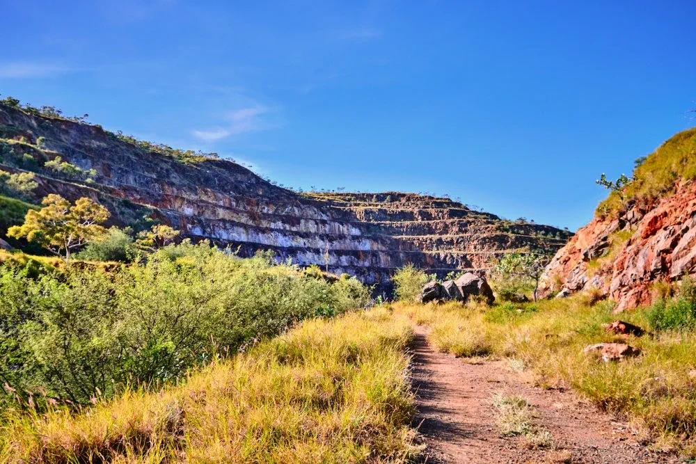 image_1742030795_2114612211.webp