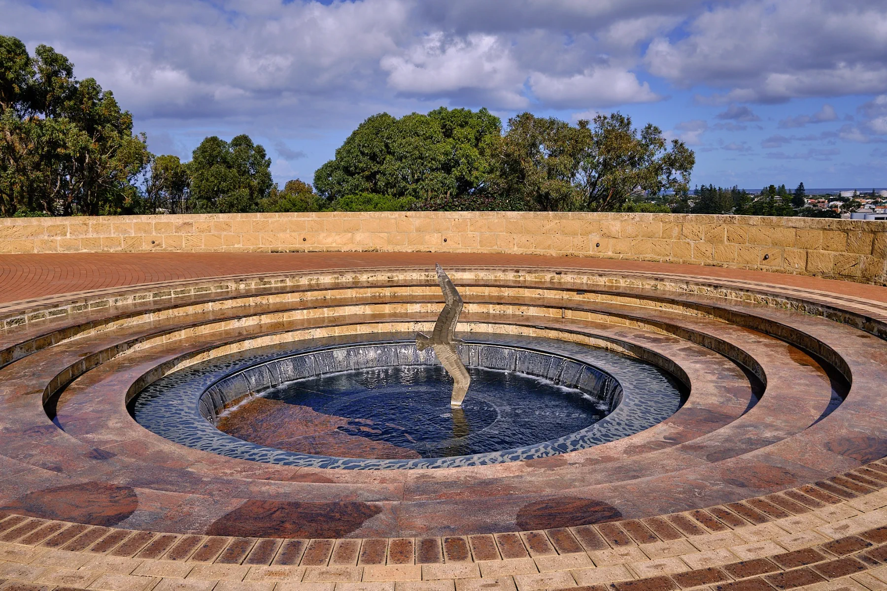 image_1742030816_108590910.webp