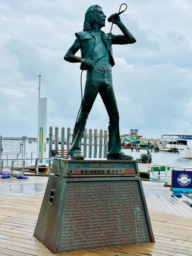 image_1742030825_1914210927.webp