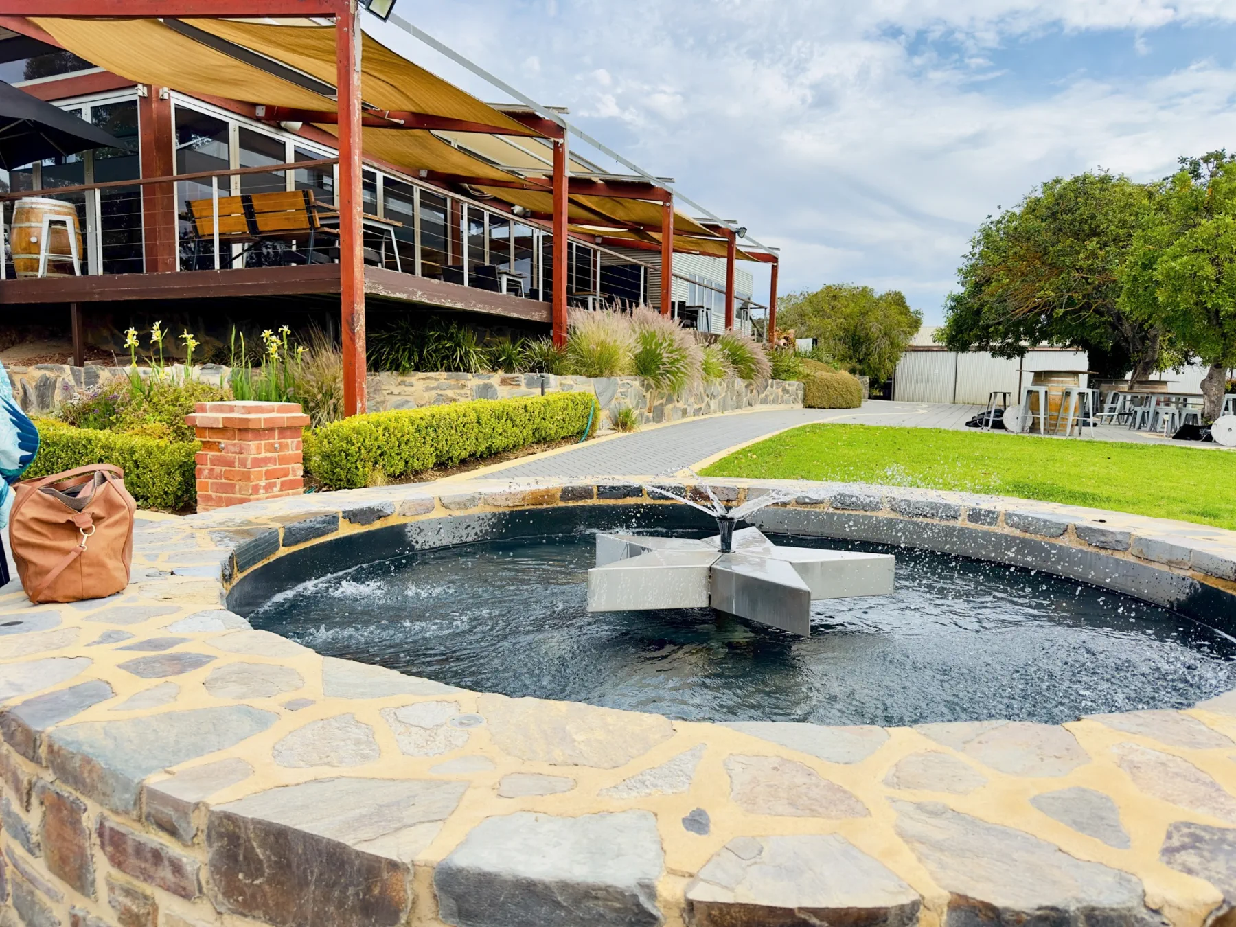 image_1742030865_1817243929.webp